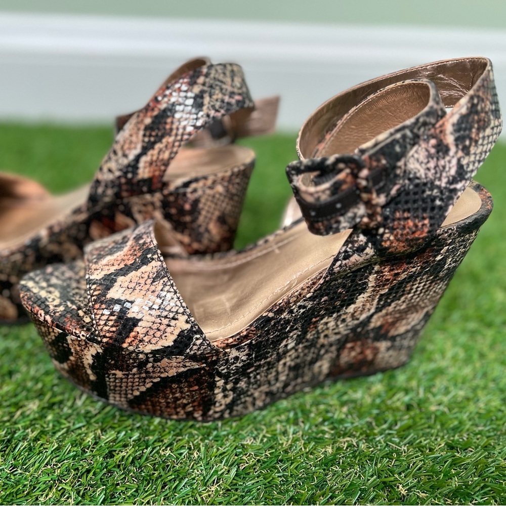 Bcbgeneration Snakeskin Wedge - image 7